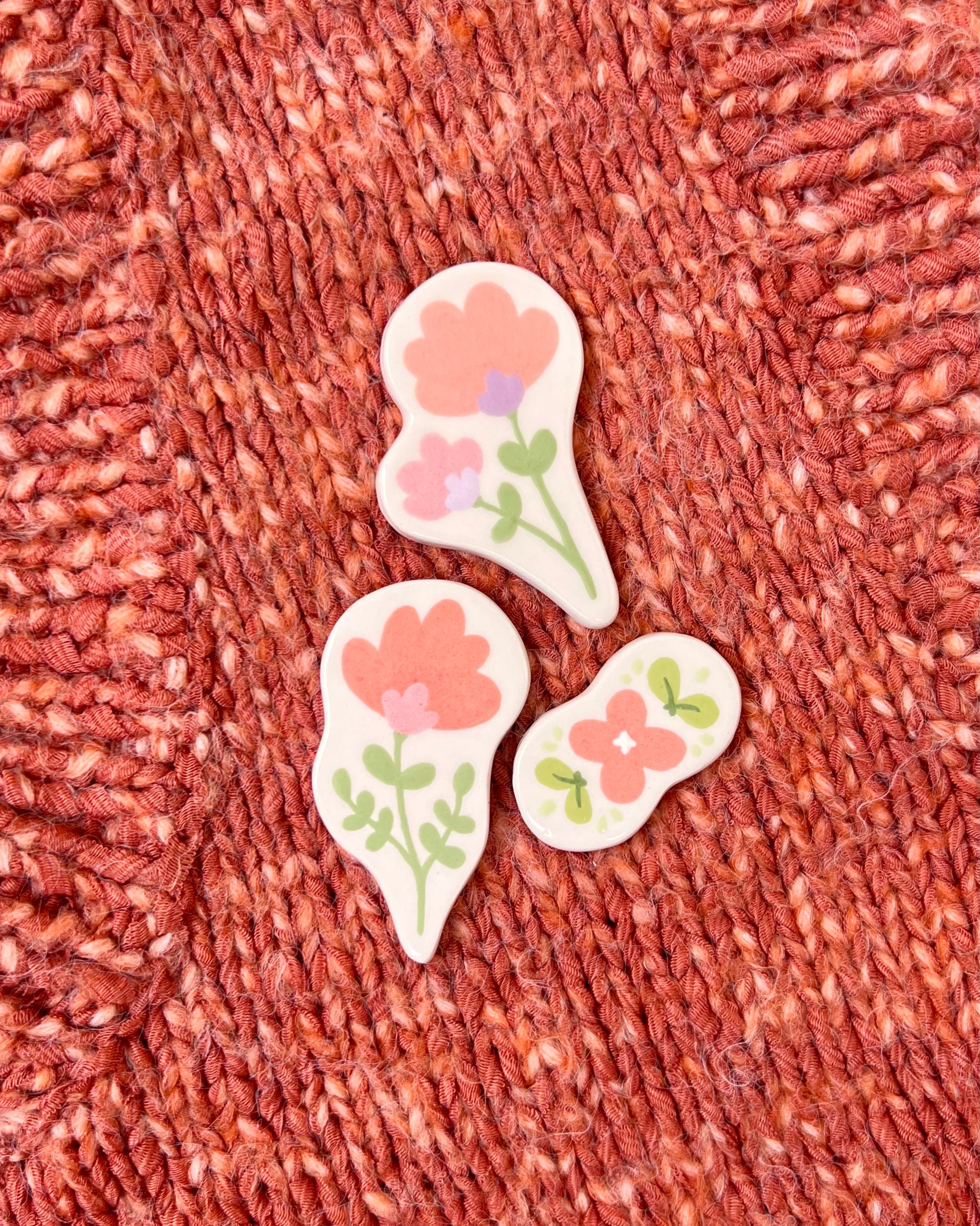 Bouquet • Broş — el yapımı seramik
